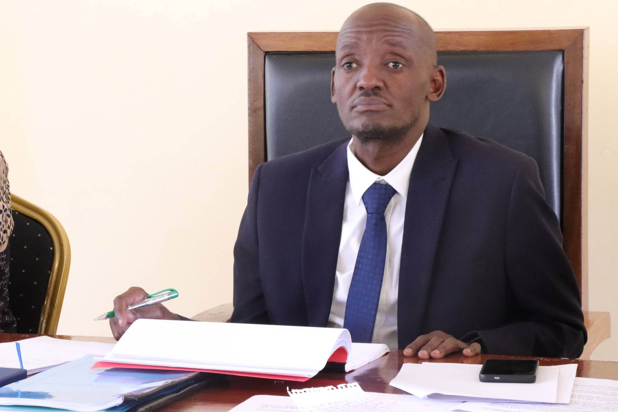 MKUU WA MKOA WA MBEYA ATOA MAAGIZO KWA WILAYA YA RUNGWE